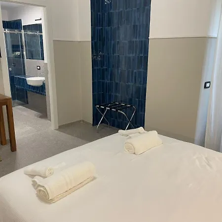 La Suite Del Centro Storico Naples Exterior photo